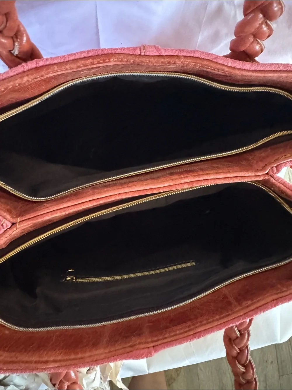 Artisanal Embossed Leather Tote Bag in Mauve Pink